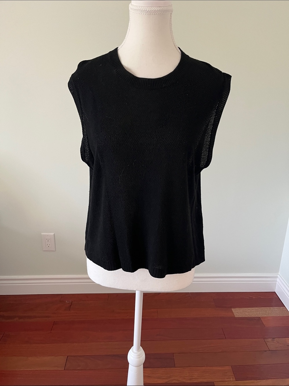 KOTN Black Sleeveless Knit Top - Women's Tank